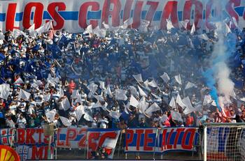 ¿Como el hincha de la U que se burló del Mumo Tupper? El duro castigo que podrían recibir los barristas de la UC
