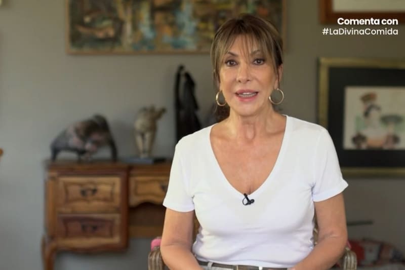 La actriz fue la segunda anfitriona en recibir a sus invitados y mostrar la especial decoración de su casa.