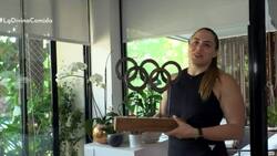 Con arte hecho por su madre y una zona gamer: Natalia Duco muestra su elegante casa