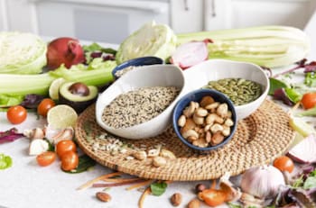 Estos son los 10 superalimentos que ayudan a potenciar una dieta saludable, según Harvard