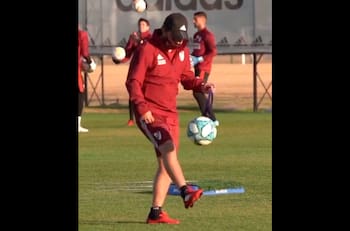 ¡No pierde calidad! Marcelo Gallardo se lució con el balón en las prácticas de River