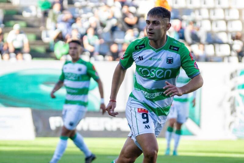 Luis Acevedo es el goleador de Deportes Temuco.