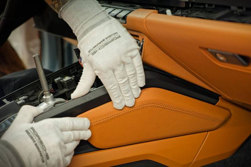 El proceso artesanal de las ediciones especiales del Porsche 911