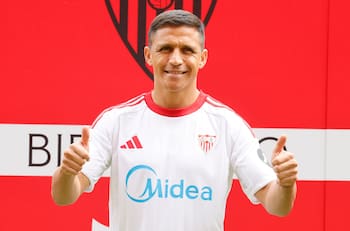 Confirmado: Alexis Sánchez podrá debutar hoy con el Sevilla