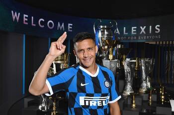 Prensa italiana se rindió ante el debut de Alexis Sánchez
