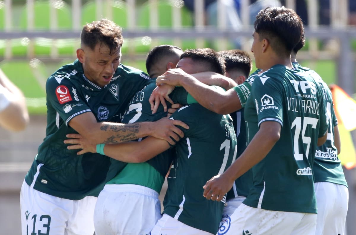Técnico interino de Santiago Wanderers hizo debutar a su hijo canterano en triunfo sobre Puerto Montt