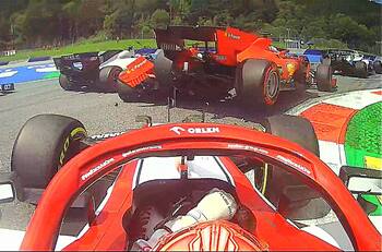 ¿Qué pasa Ferrari?: Leclerc y Vettel abandonaron en la primera vuelta