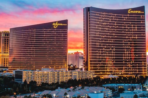 Aranceles de Trump ponen en riesgo remodelación de megaproyecto hotelero de lujo de US$375 millones