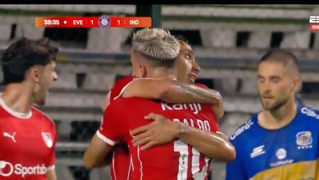 VIDEO | La genialidad de Luciano Cabral para anotarle a Everton en la Serie Río de La Plata