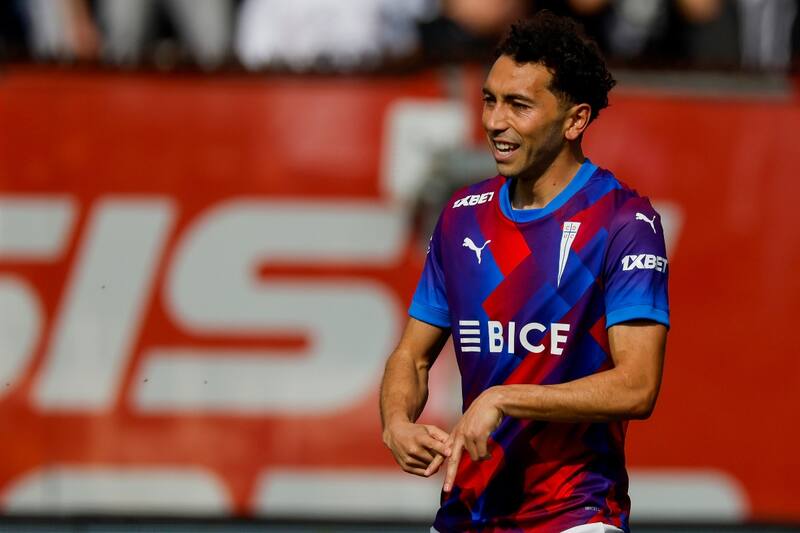 en el Clásico ante Colo Colo. Foto: Agencia Aton.