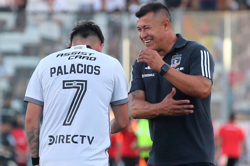 reveló las motivaciones de Carlos Palacios para quedarse en Colo Colo. Foto: Agencia Aton