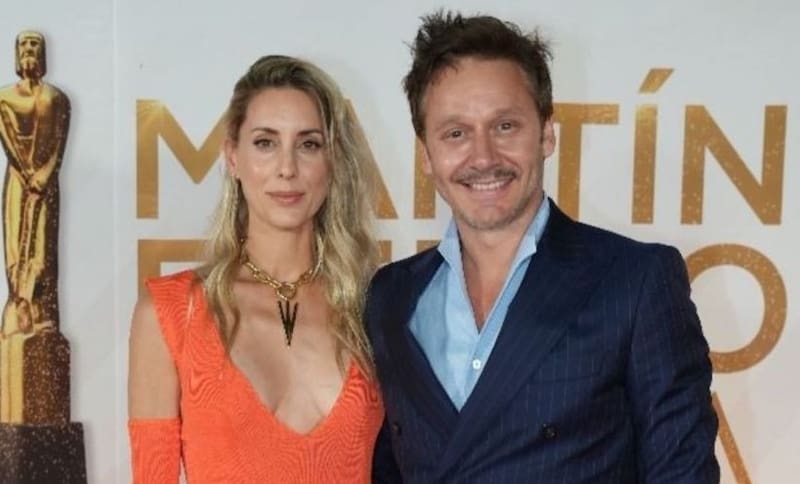 Benja Vicuña junto a su novia Anita en los Martín Fierro de la Moda 2024. Créditos: Instagram