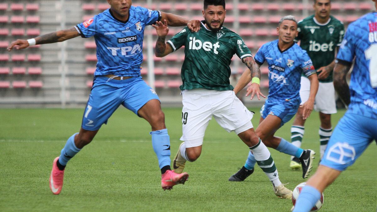Santiago Wanderers vs San Marcos de Arica fue un partido válido por la fecha 11 de la Primera B.