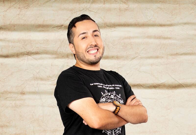 es relator de fútbol y ahora tiene un nuevo trabajo como influencer.