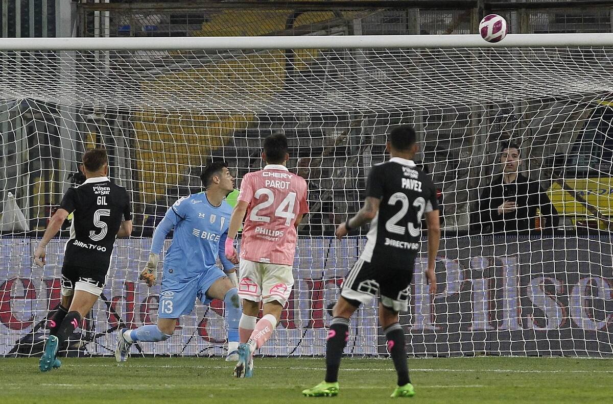 No se sacaron ventaja: Colo Colo y Universidad Católica igualaron sin goles en el Monumental