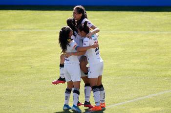 Santiago Morning fichó a entrenadora que era buscada por dos grandes de Inglaterra