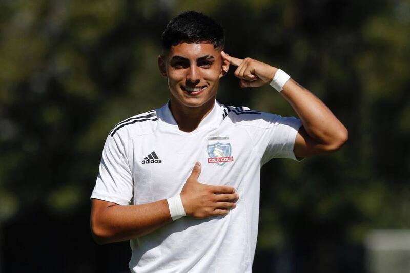 Jordhy Thompson está listo para recuperar su lugar en Colo Colo. (Foto: @jordhyth_42)