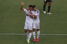 Se ganó la titularidad y tiene a todos asombrados en Colo Colo: “Siempre está dispuesto a mejorar”