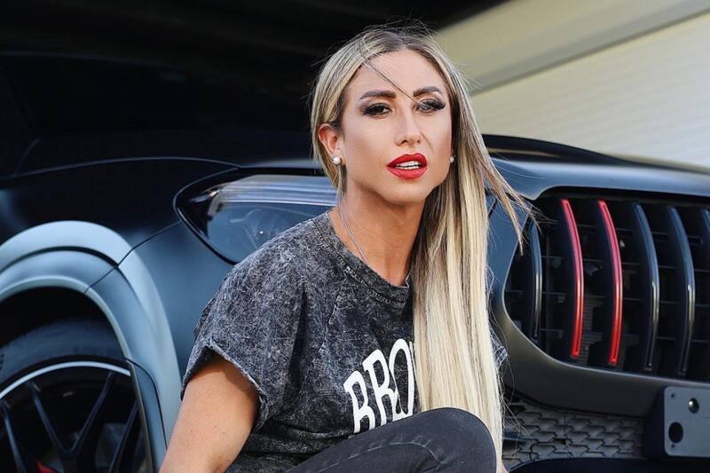 reveló más detalles de su vida financiera del pasado.