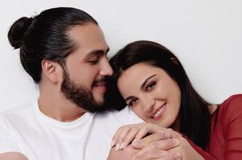 Ex "RBD" Maite Perroni olvida a "Koko" Stambuk y confirma relación con Andrés Tovar