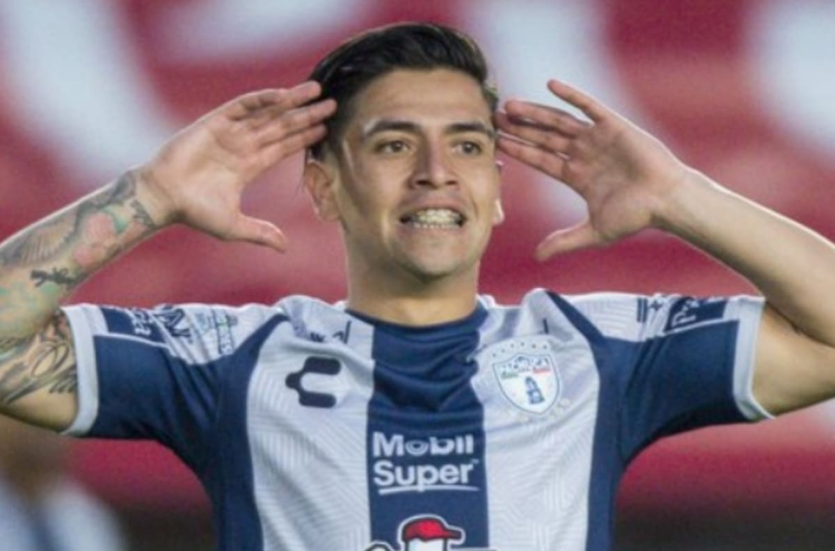 El golazo de Víctor Dávila en el empate parcial del Pachuca ante Mazatlán