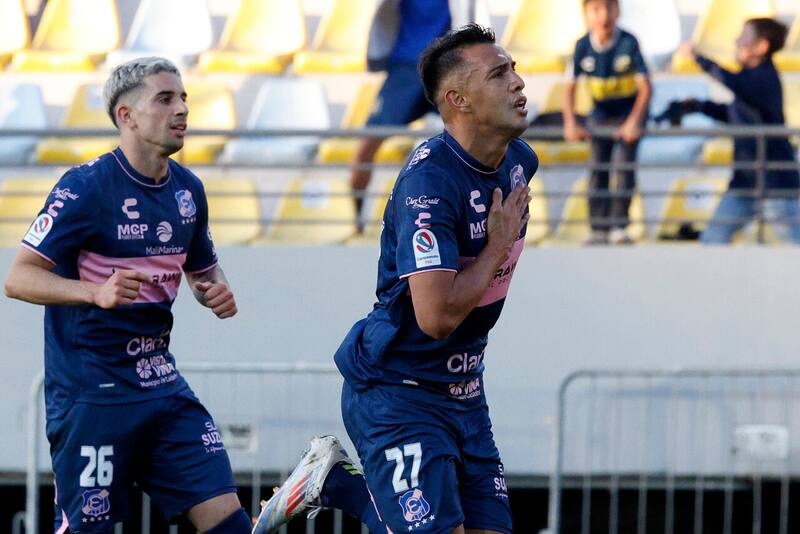 Todo o nada: Las barreras que debe sortear la U para concretar el fichaje de Rodrigo Contreras. Foto: aton.