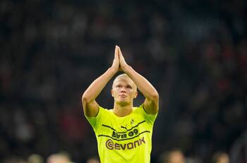 VIDEO| Así fue la emotiva despedida de la hinchada del Borussia Dortmund a Erling Haaland