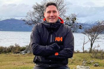 “Deber cívico cumplido”: Pancho Saavedra tuvo que viajar para poder votar en el Plebiscito 2022