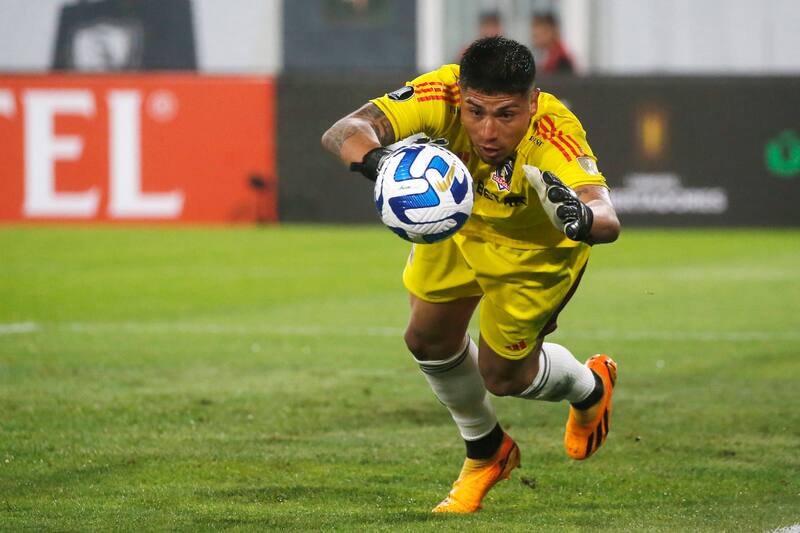 Brayan Cortés fue titular en el partido de Colo Colo vs Monagas por la segunda fecha de la Copa Libertadores. (Foto: Agencia Aton)