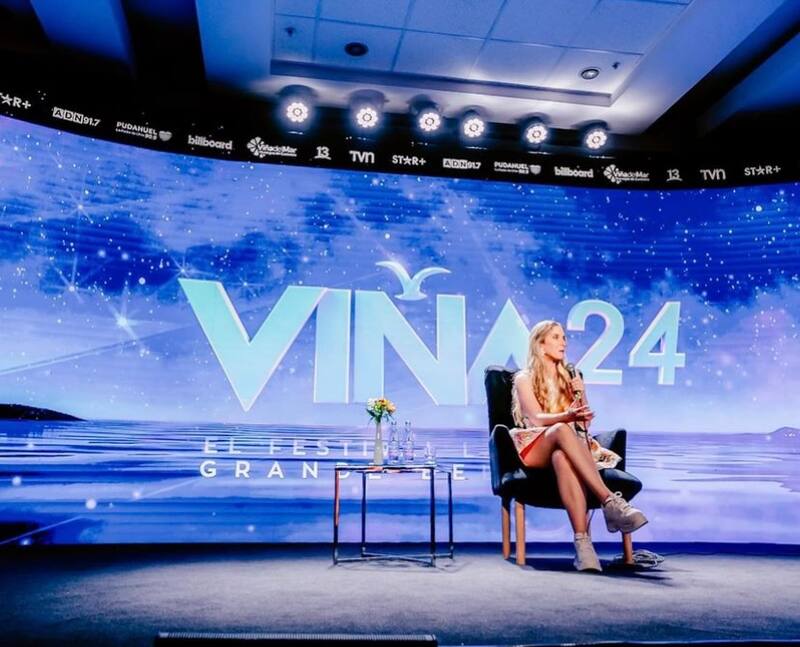 Alison Mandel es la encargada del humor en la primera jornada del Festival de Viña 2024.