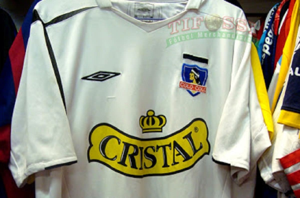 Nueva camiseta de Colo Colo: Las marcas que han vestido al "Cacique" desde 1991