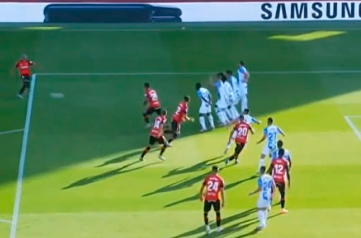 Con este gol de tiro libre de Salva Sevilla, Mallorca vence a Leganés
