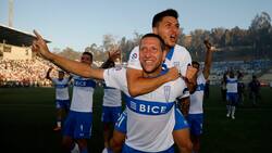 “Mientras Colo Colo y la U estén jugando Libertadores, van a descuidar el torneo local, ahí Católica puede sacar diferencias”