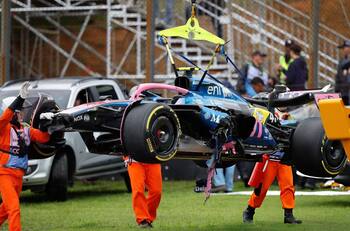 VIDEO | ¡Una nueva! Franco Colapinto chocó en el Gran Premio de Brasil