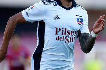 "Sería bonito volver a vestir la camiseta de Colo Colo, pero no me quisieron"