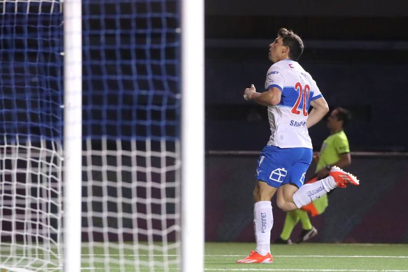 , delantero de Universidad Católica. Foto: Agencia Aton.