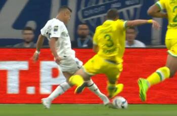 VIDEO | Los dos penales contra Alexis Sánchez que no cobraron en el partido del Olympique de Marsella vs Nantes