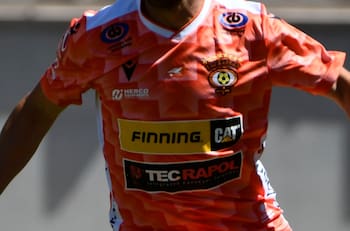 En el peor momento: Desconocidos irrumpen al interior de la sede de Cobreloa y causan destrozos