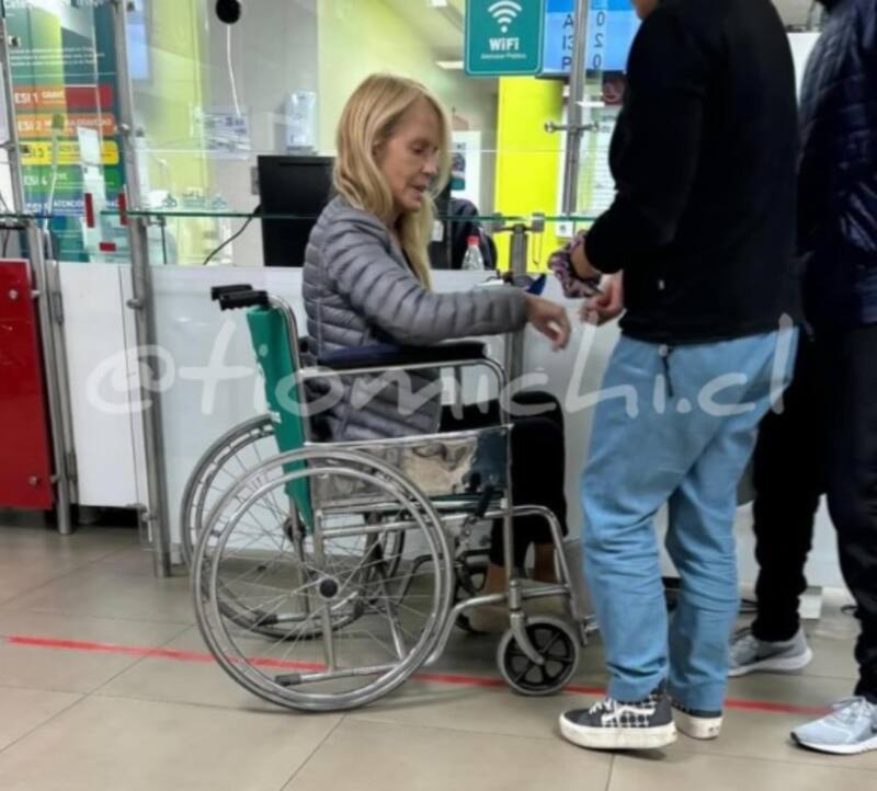 Cecilia Bolocco es vista en una clínica. Créditos: Instagram