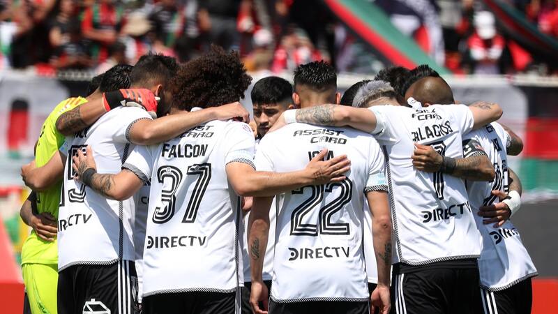 No solo en el arco: el otro puesto en donde Colo Colo se debate entre dos jugadores