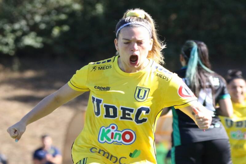 La argentina Camila Gómez Ares marcó cuatro goles en su estreno en canchas chilenas. Foto: Fútbol Femenino UdeC.