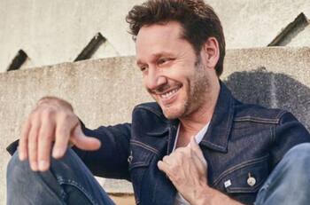 "Mi peluquera": Benjamín Vicuña mostró como su hija Magnolia jugó con su pelo en una tarde familiar