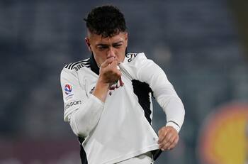 Juveniles de Colo Colo le brindaron todo su apoyo a Cristián Zavala tras anotar su primer gol