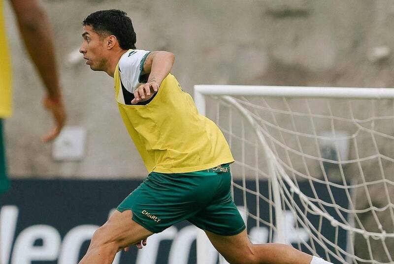 volvió a entrenar con el primer equipo del León.
