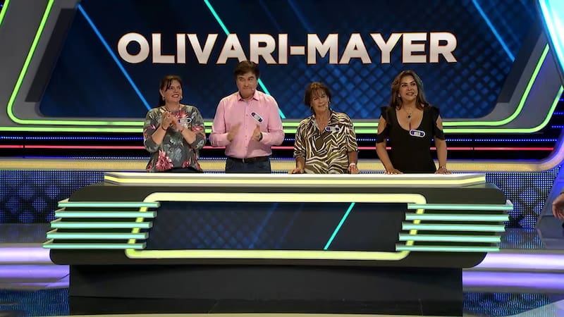 Marlen Olivari con su familia en "¡Qué Dice Chile! Prime" / Créditos: Canal 13