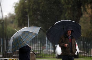 Por lluvias de hasta 60 mm: DMC emite aviso por sistema frontal para dos regiones del sur de Chile