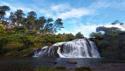 Escapa del calor y ruido de Santiago para vivir una experiencia única en una cascada