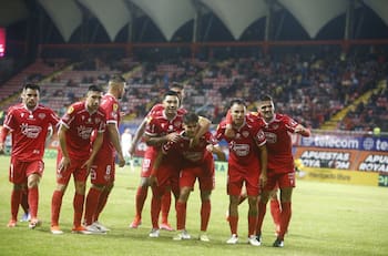 Ñublense logra un empate agónico contra Deportes La Serena y pelea en la parte alta