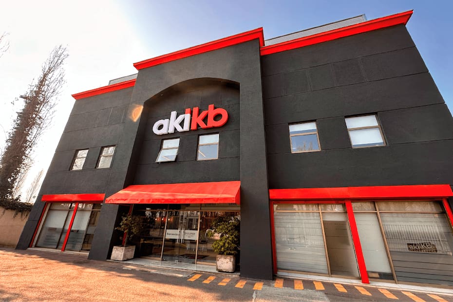 se configura como uno de las empresas de almacenamiento más grandes del país.