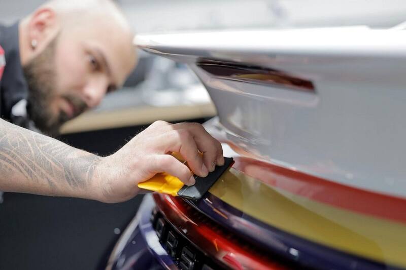 El proceso artesanal de las ediciones especiales del Porsche 911